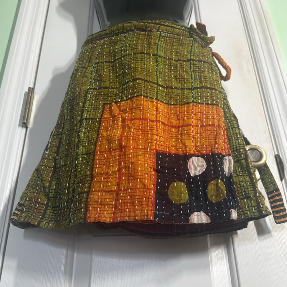 Renew Vintage Bohemian Patchwork Kantha Cotton Wrap Mini Skirt Size Medium - Picture 4 of 11